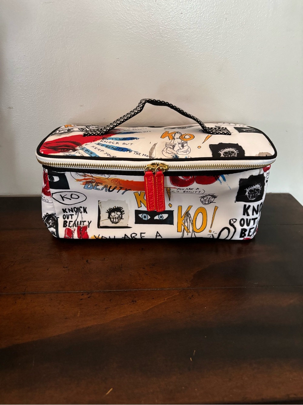 Sonia Kashuk "Knock Out Beauty" weekender cosmetic bag
